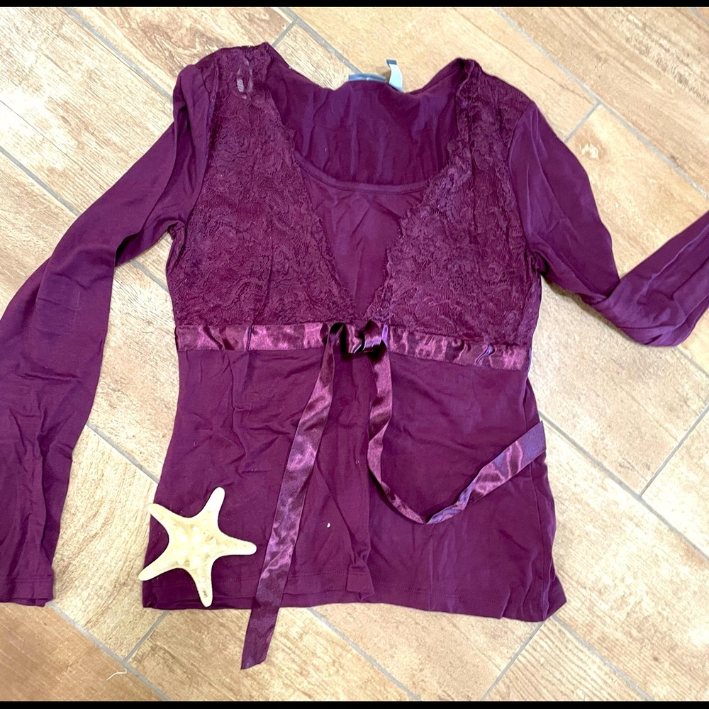 Beautiful long sleeve top size M